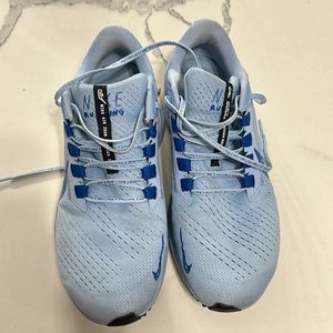 Nike Pegasus Air Zoom…. Light Blue